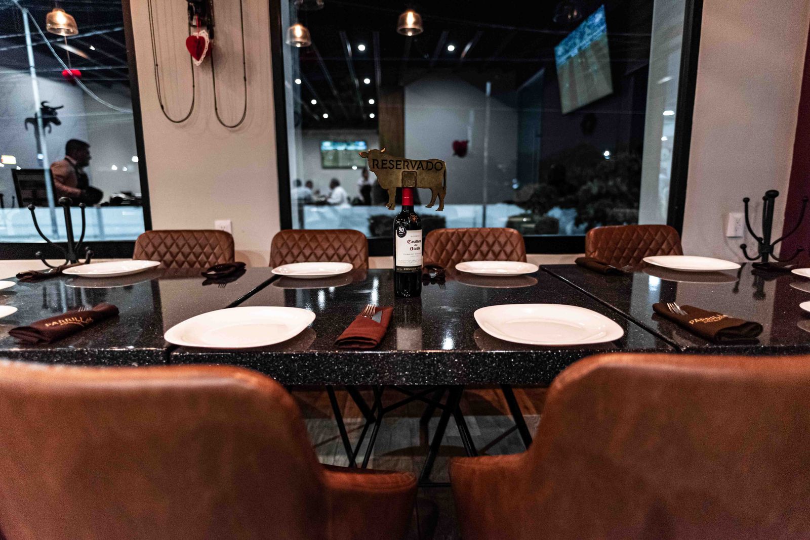 Mesa del restaurante La Parrilla de Casablanca